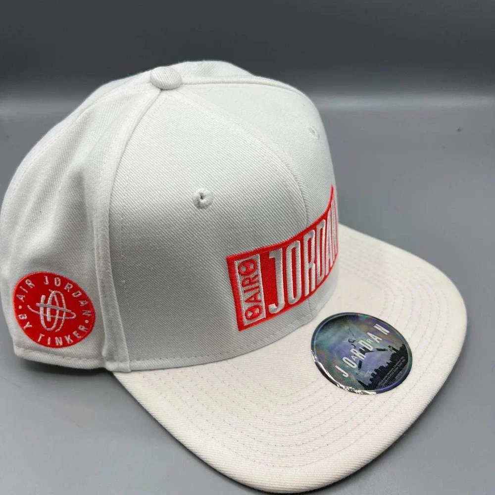 Air Jordan Hat Men White Orange Embroidered Jumpman Snap Back Cap‎